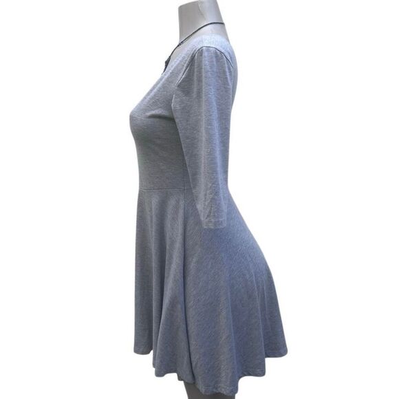 Sparkle & Fade Dress Women's Medium Gray Scoop Neck Fit & Flare Mini Skater - Picture 11 of 16